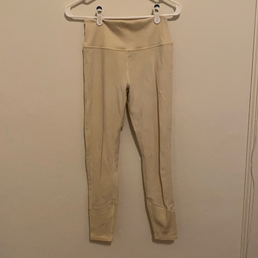 AloSoft Lounge Leggings